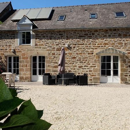 Le Logis De Mordreuc Lejlighed Pleudihen-sur-Rance Eksteriør billede